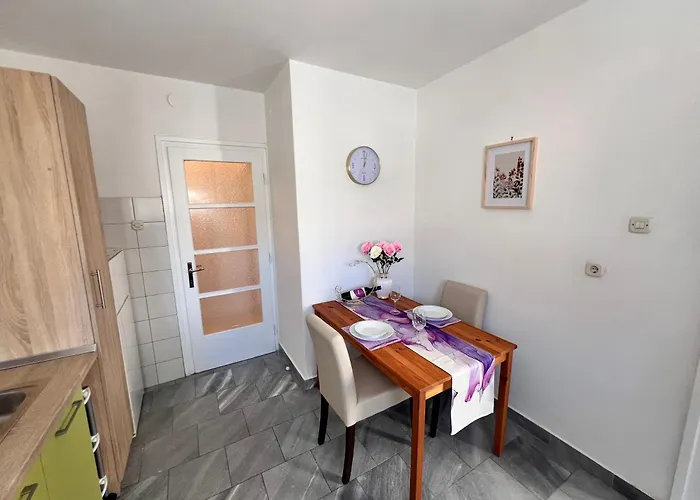 Summer Sparkle 풀라